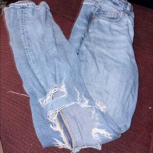 American Eagle Outfitters Light Blue Distressed Boyfriend Jeans